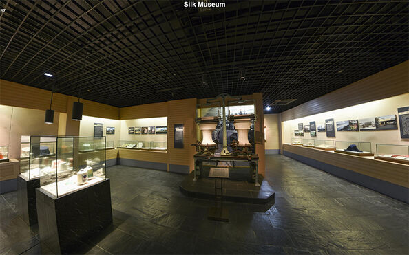 Jiaxing Jinsanta Silk Knitting Co., Ltd.