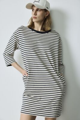 Buen precio Ropa de algodón de manga negra y blanca de algodón rayado en línea